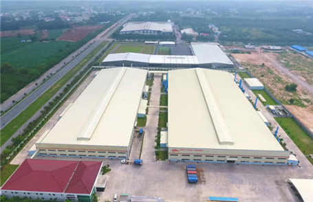 C&ocirc;ng ty ch&uacute;ng t&ocirc;i hiện đại h&oacute;a nh&agrave; m&aacute;y mới.